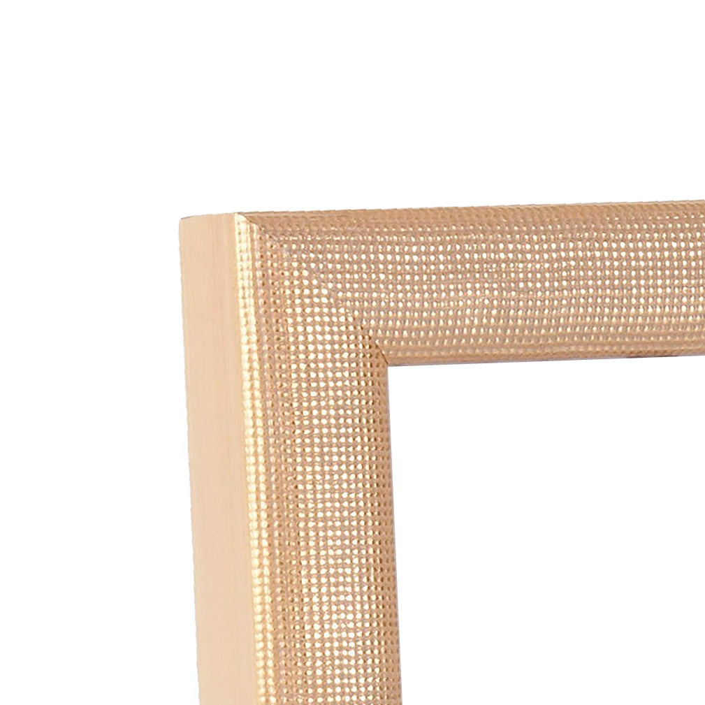 Pointed Gold Medium Width Table Top Frame