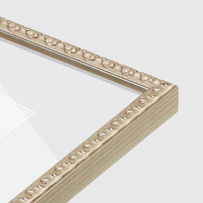 corner of the Sillver Leaf FAMILY Wall Frame