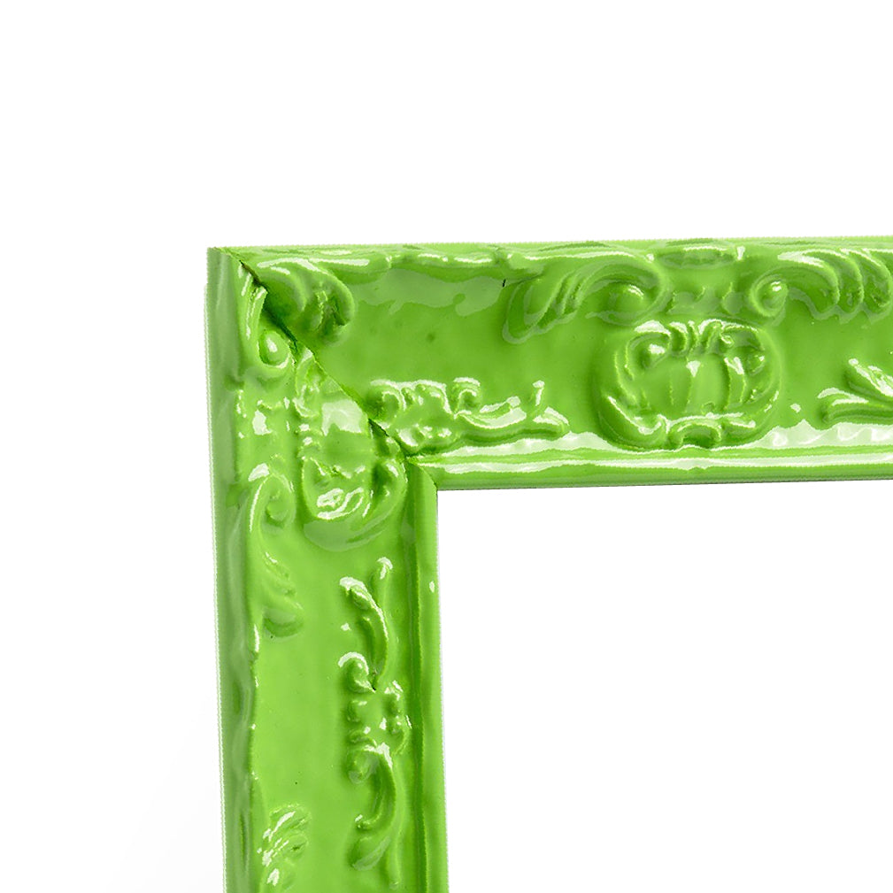 Fresh Lime Leaf Medium Width Table Top Frame