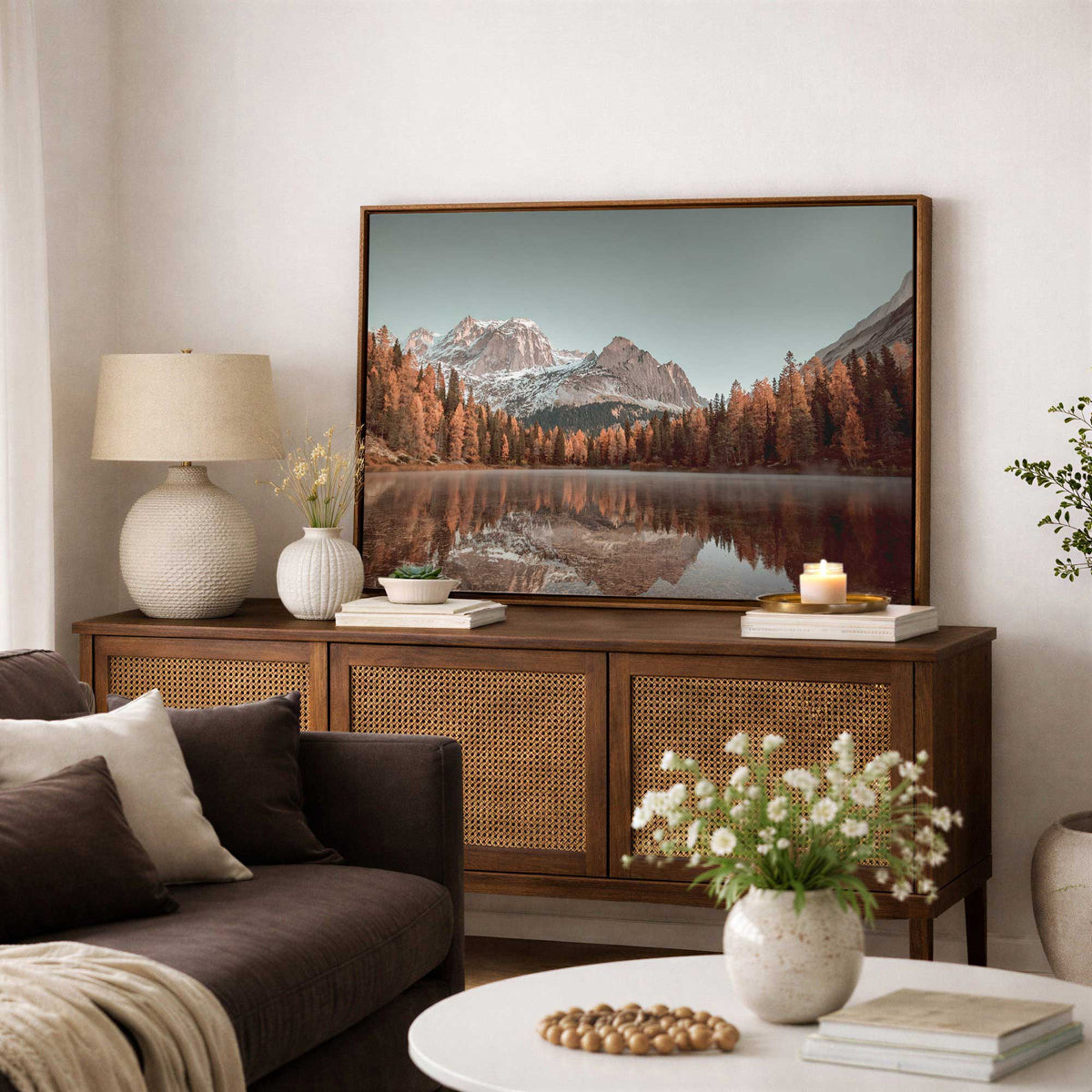 [LIFESTYLE], Picture of art in a room