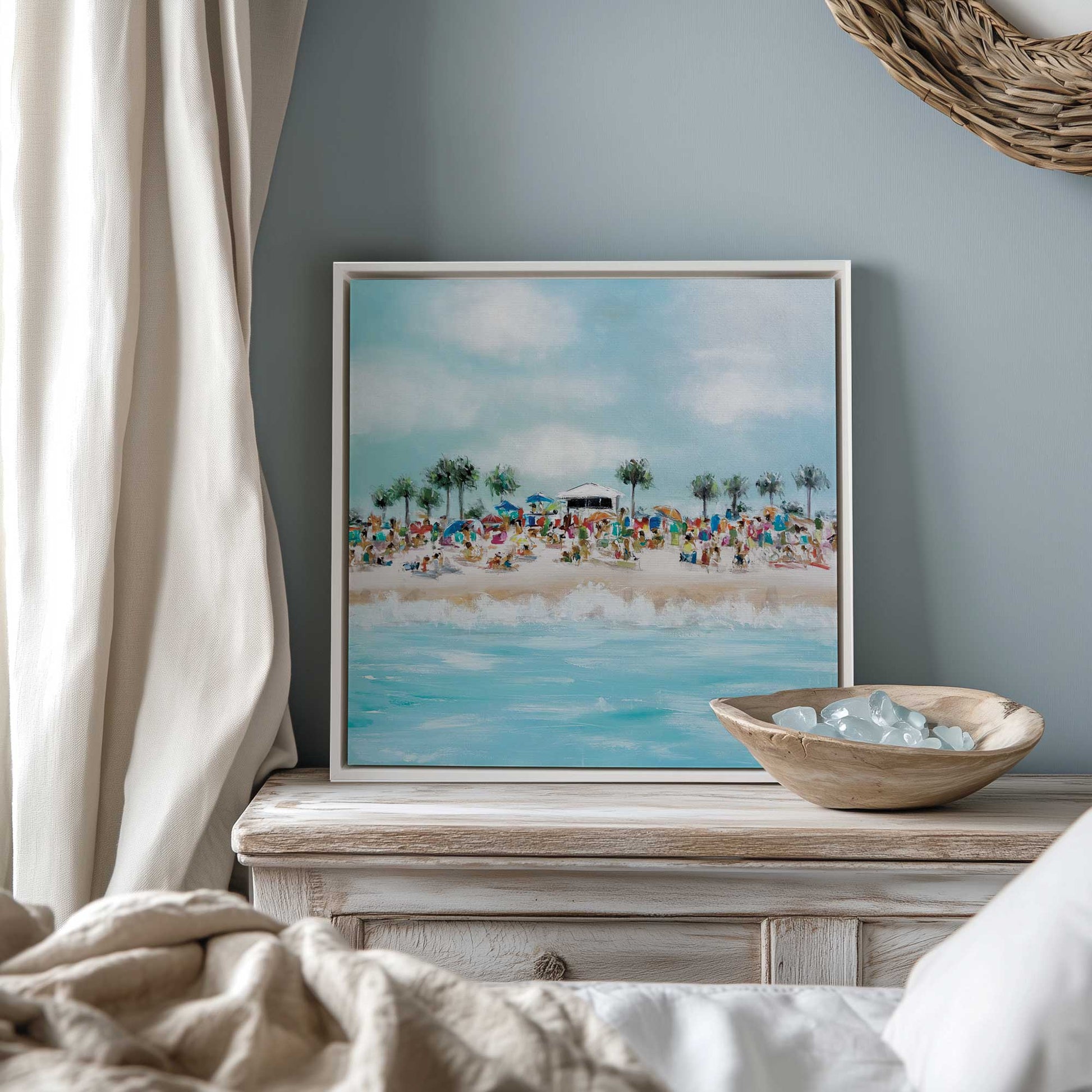 [LIFESTYLE], Picture of the art in a room