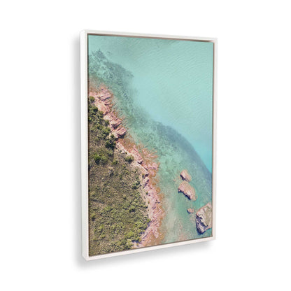 [Color:Opaque White], Picture of the corner of the art