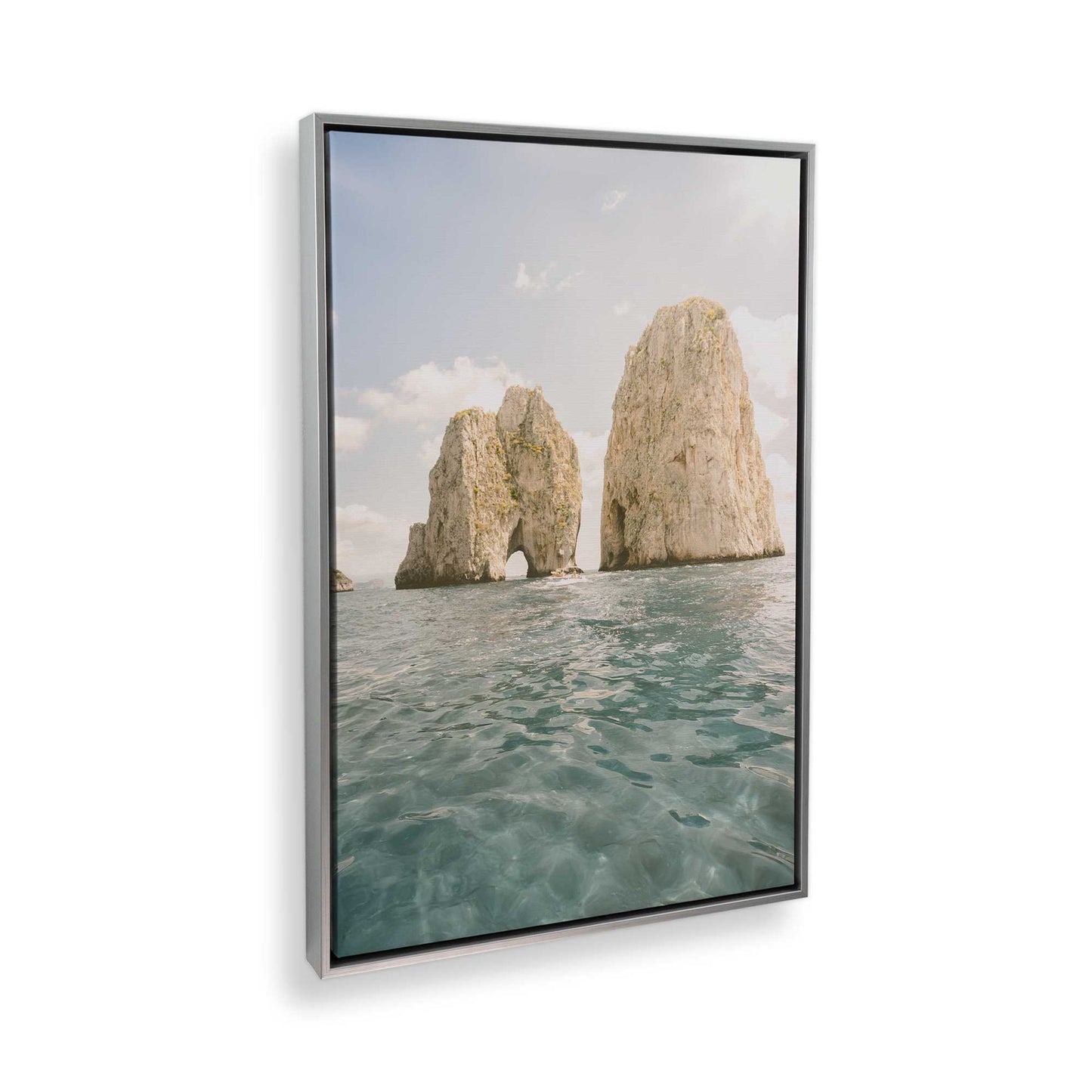 [Color:Polished Chrome], Picture of the corner of the art