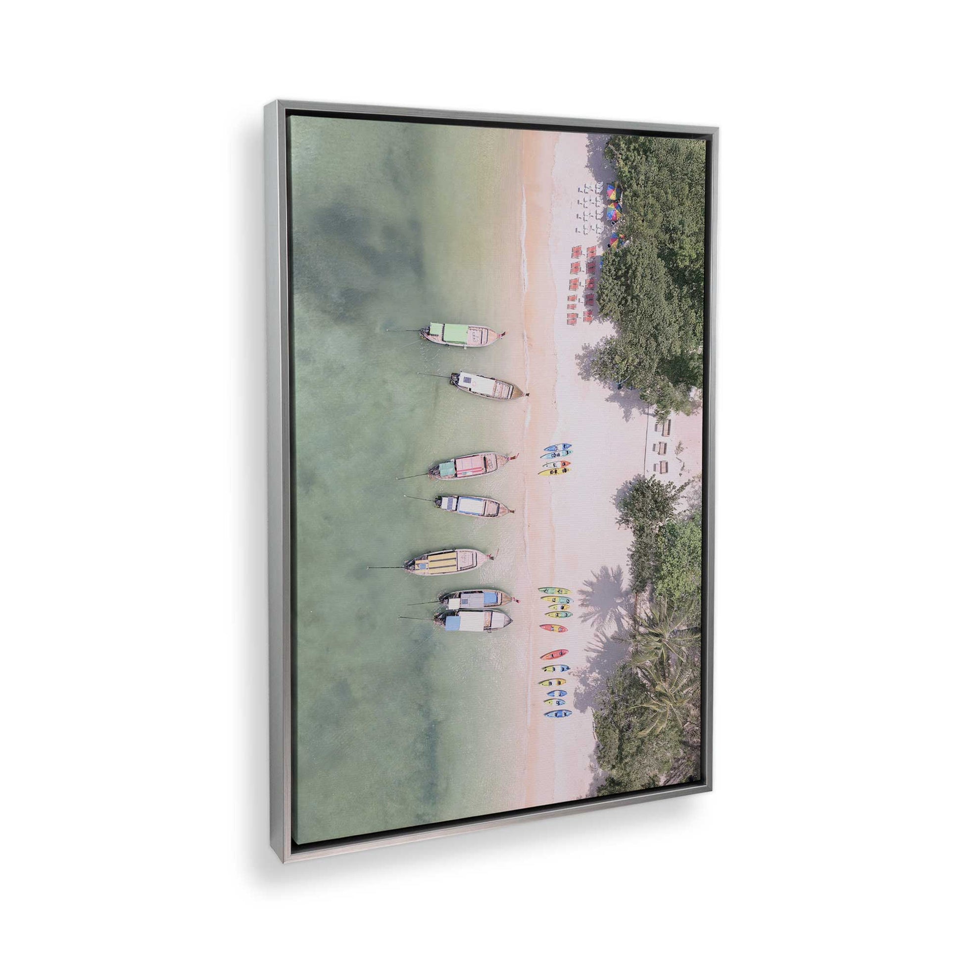 [Color:Polished Chrome], Picture of the corner of the art