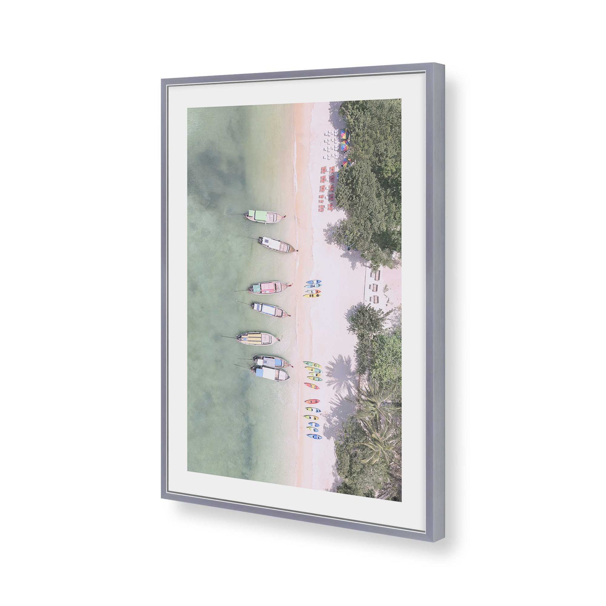 [Color:Polished Chrome], Picture of art in a Polished Chrome frame of the corner