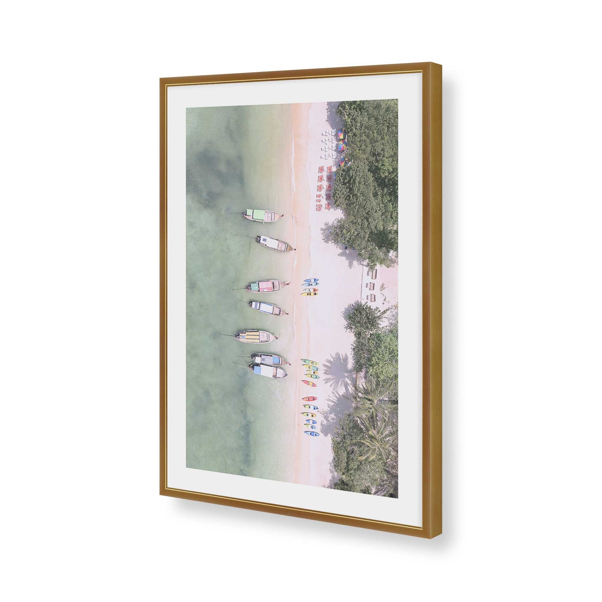 [Color:Polished Gold], Picture of art in a Polished Gold frame of the corner