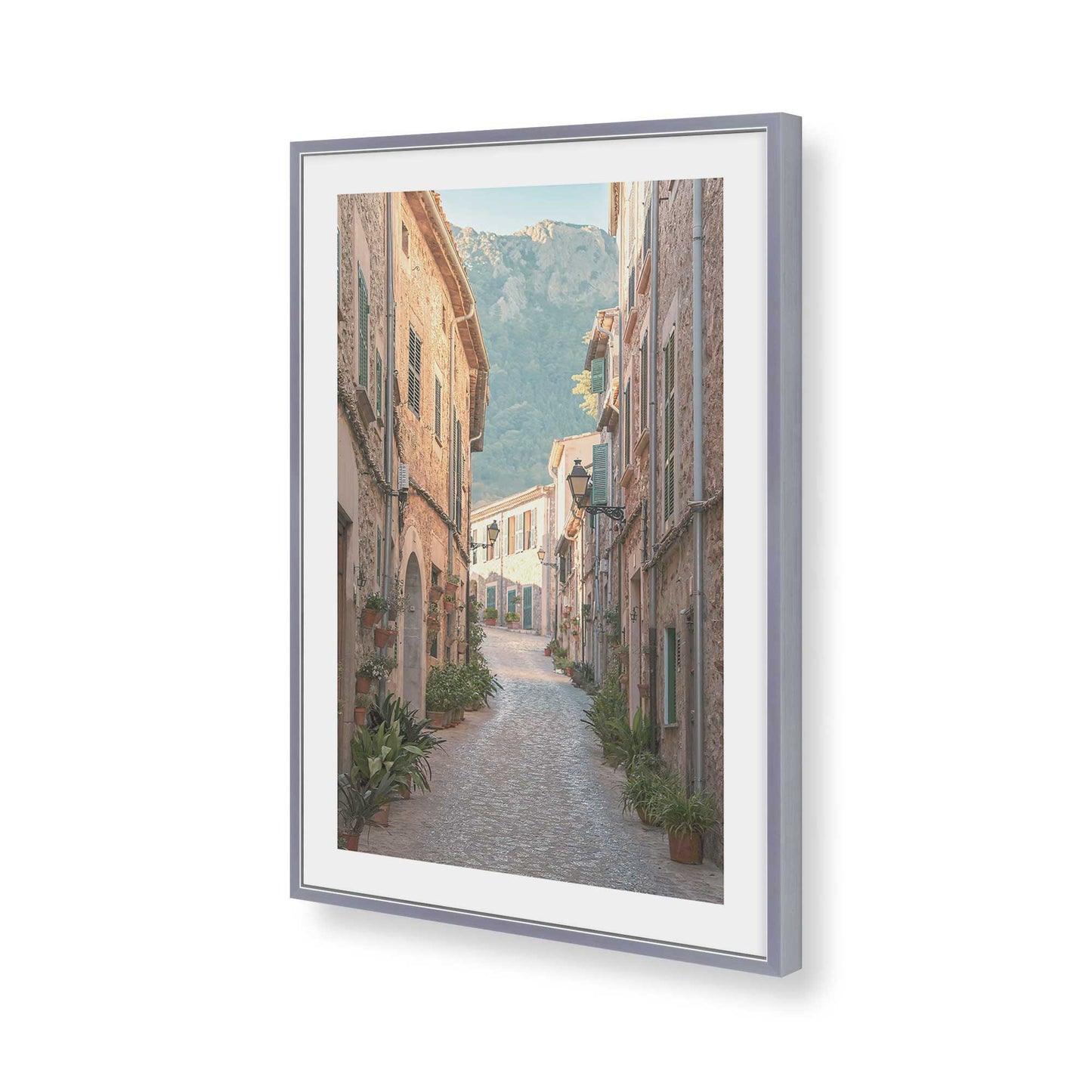 [Color:Polished Chrome], Picture of art in a Polished Chrome frame of the corner
