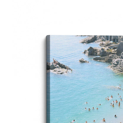 [Color:Stretched Canvas], Picture of the corner of the art