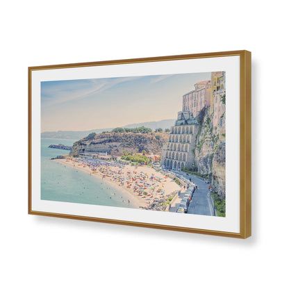 [Color:Polished Gold], Picture of art in a Polished Gold frame of the corner