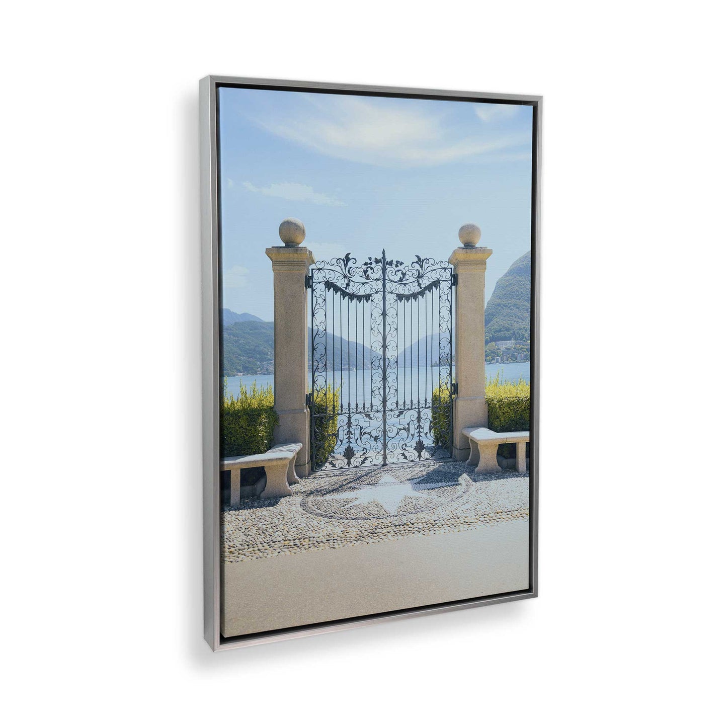 [Color:Polished Chrome], Picture of the corner of the art
