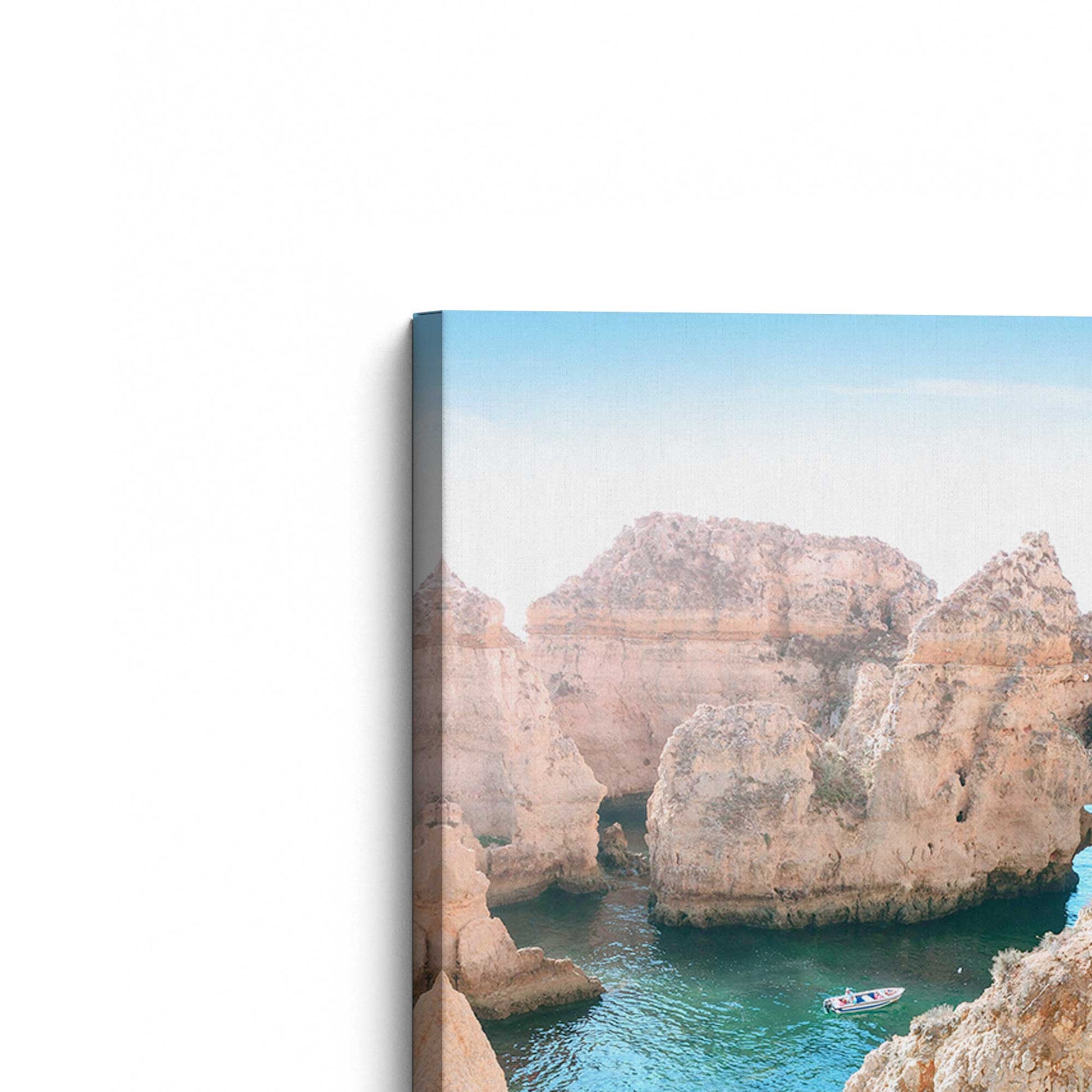 [Color:Stretched Canvas], Picture of the corner of the art
