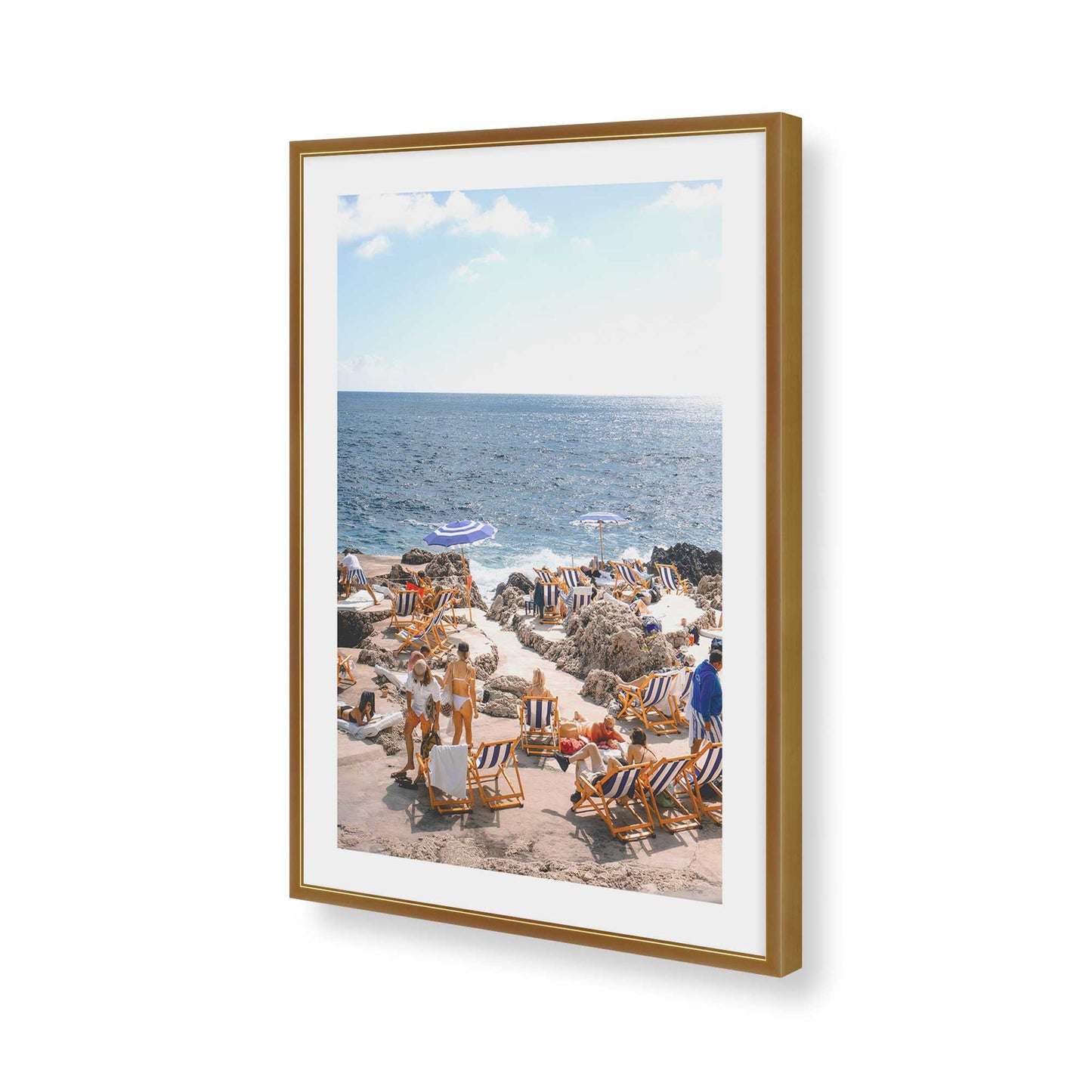 [Color:Polished Gold], Picture of art in a Polished Gold frame of the corner