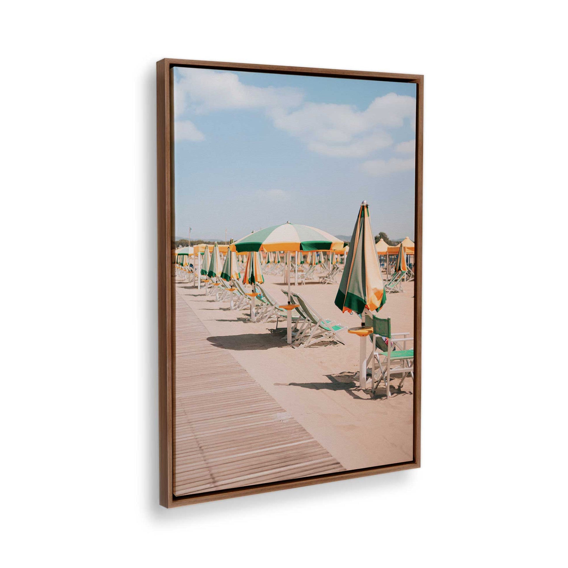 [Color:Walnut], Picture of the corner of the art