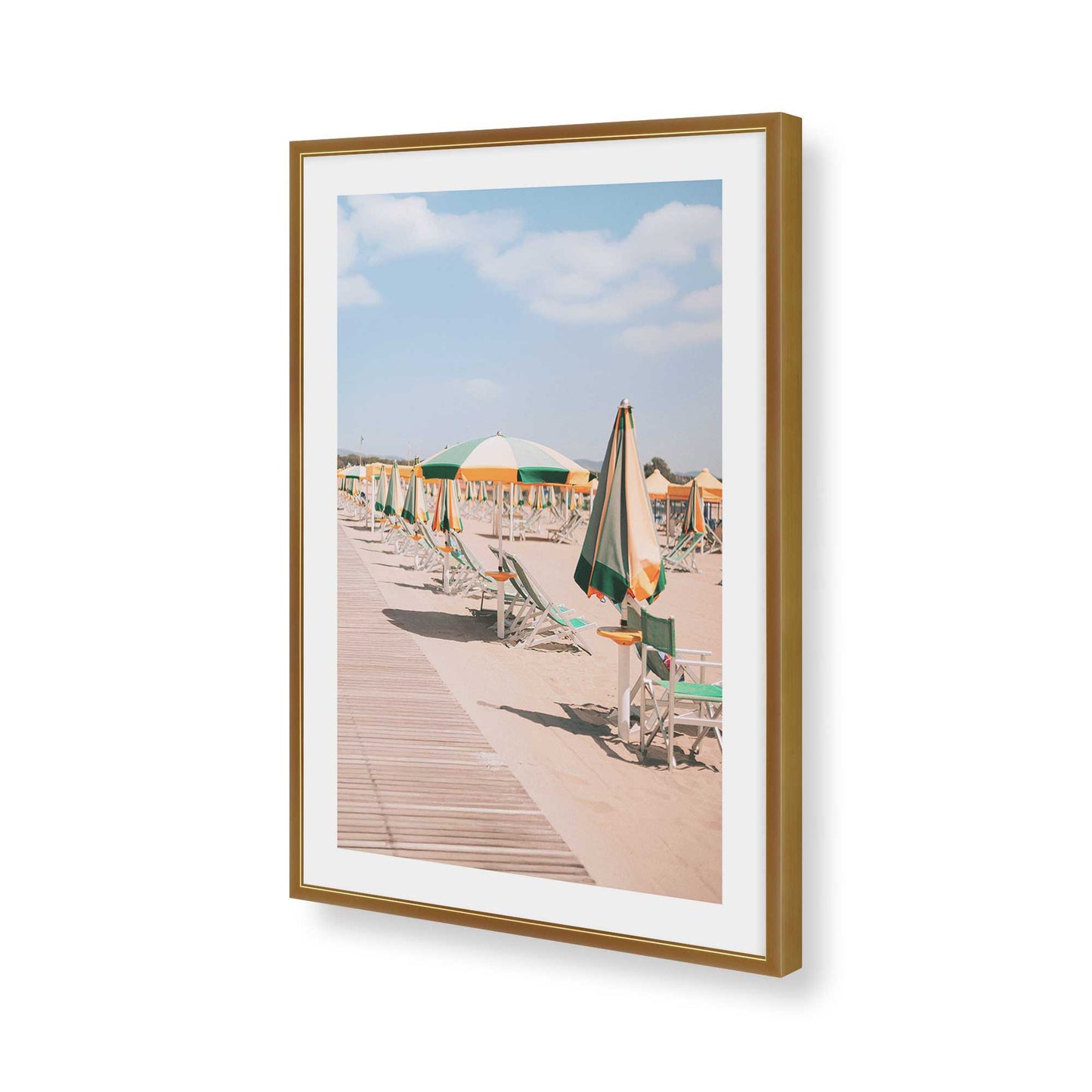 [Color:Polished Gold], Picture of art in a Polished Gold frame of the corner
