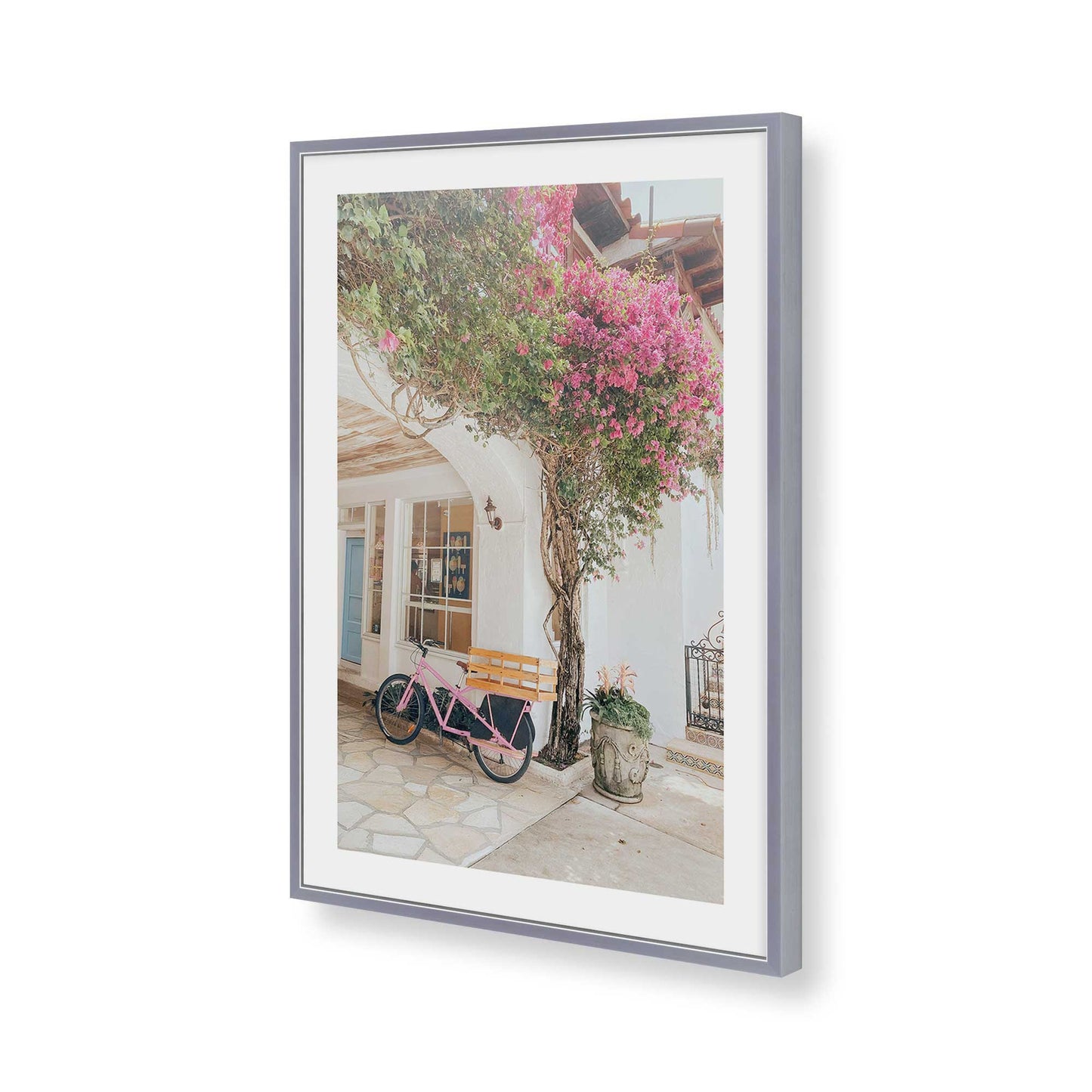 [Color:Polished Chrome], Picture of art in a Polished Chrome frame of the corner