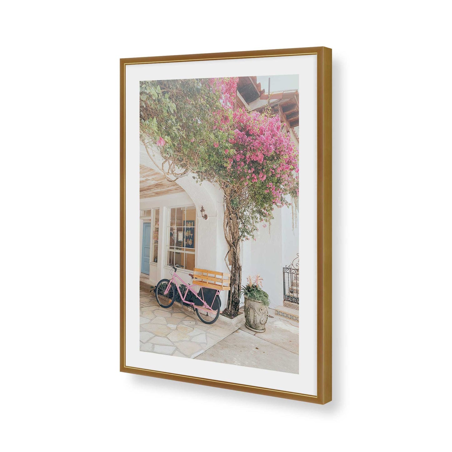 [Color:Polished Gold], Picture of art in a Polished Gold frame of the corner