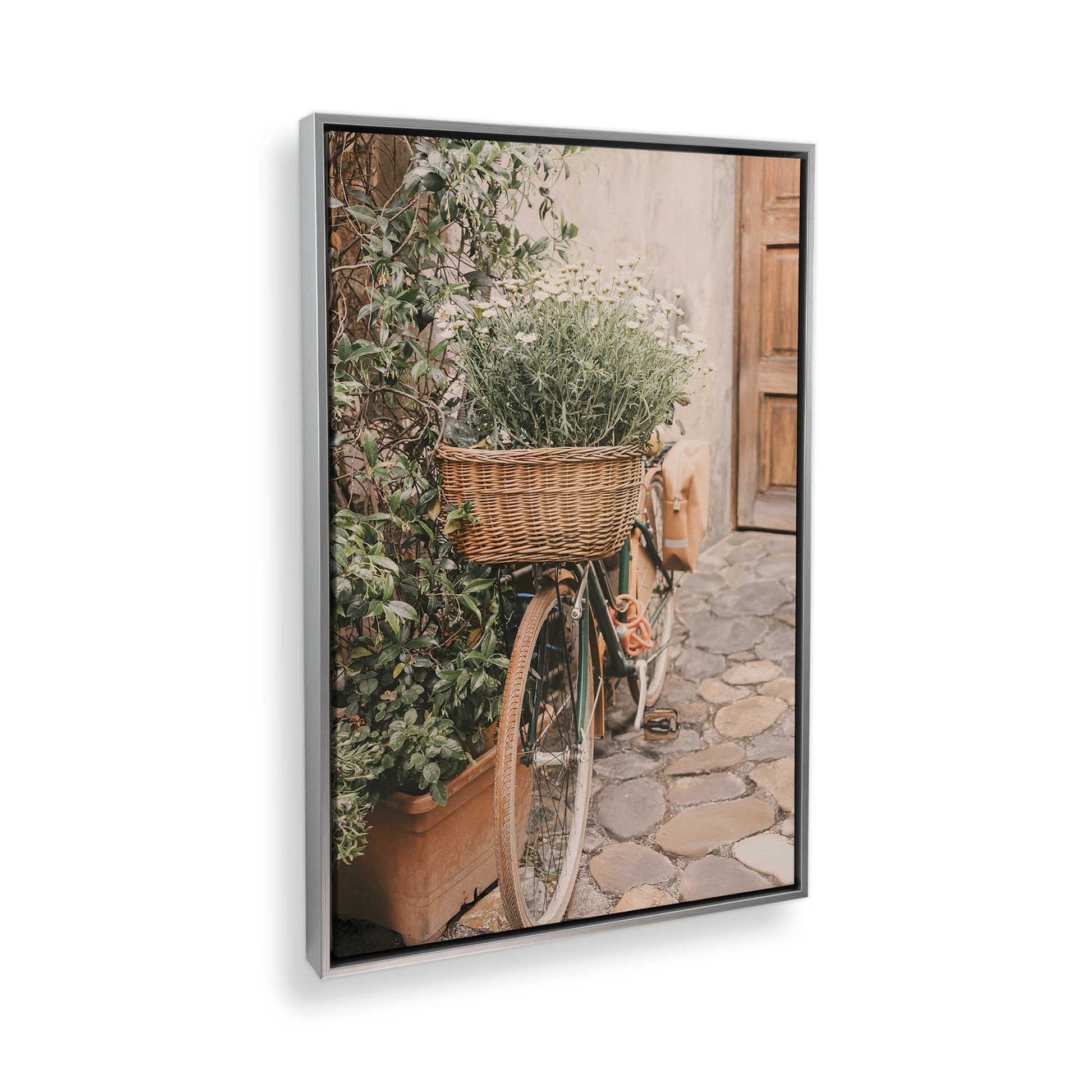 [Color:Polished Chrome], Picture of the corner of the art