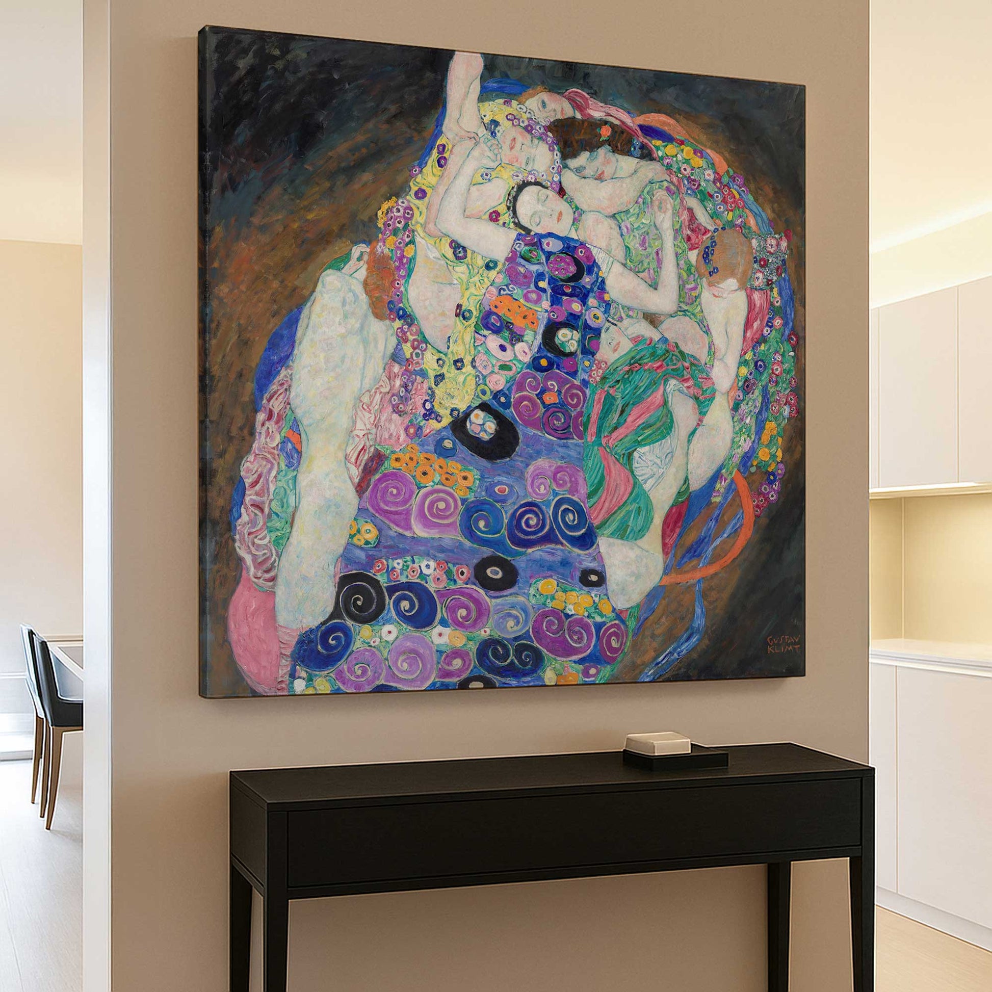 [Color:Stretched Canvas], Picture of art in a room