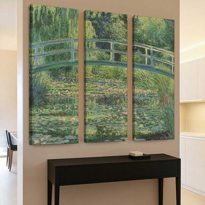 [Color:Stretched Canvas], Picture of art in a room