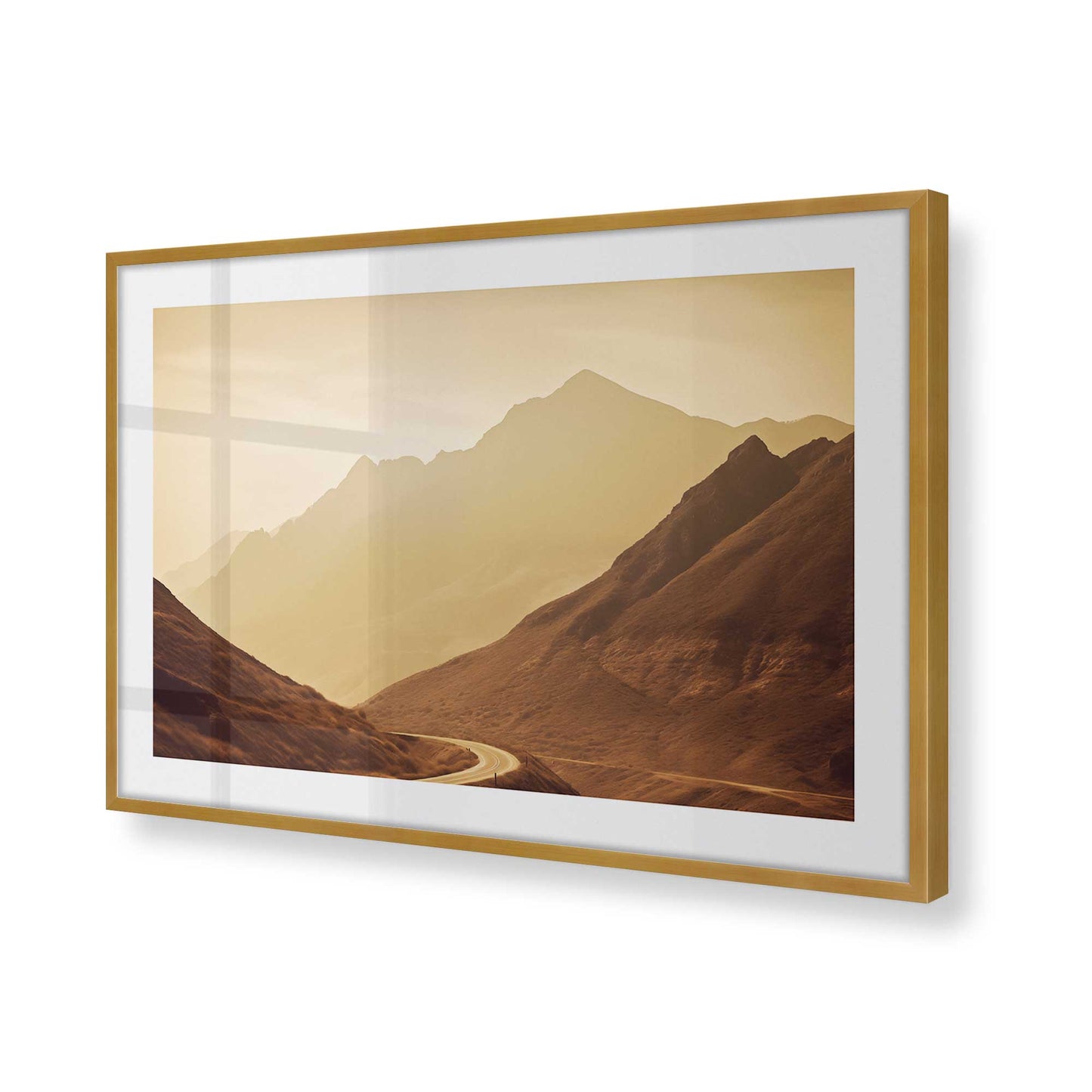 [Color:Polished Gold] Picture of art in a Polished Gold frame of the corner