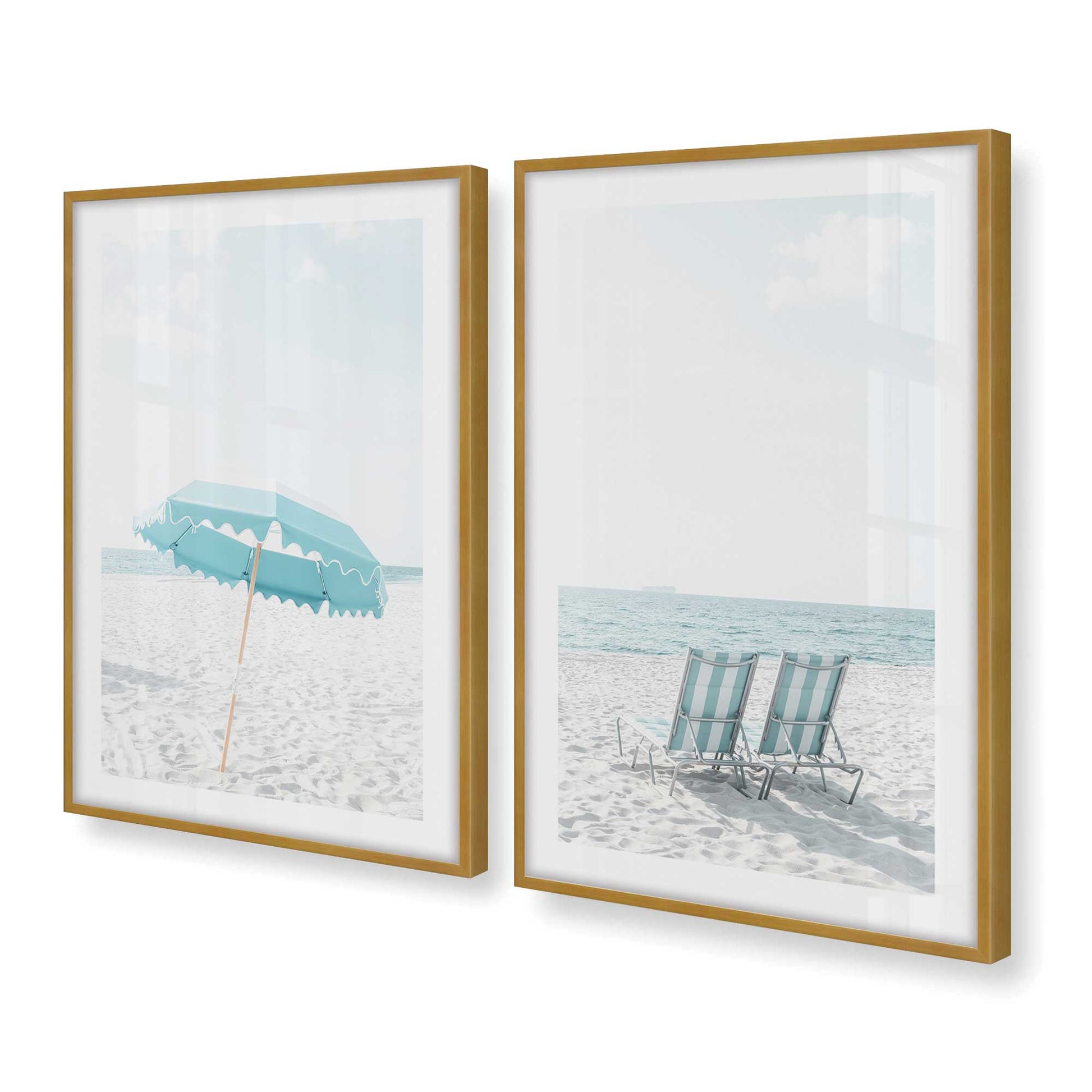 [Color:Polished Gold], Picture of art in a Polished Gold frame at an angle