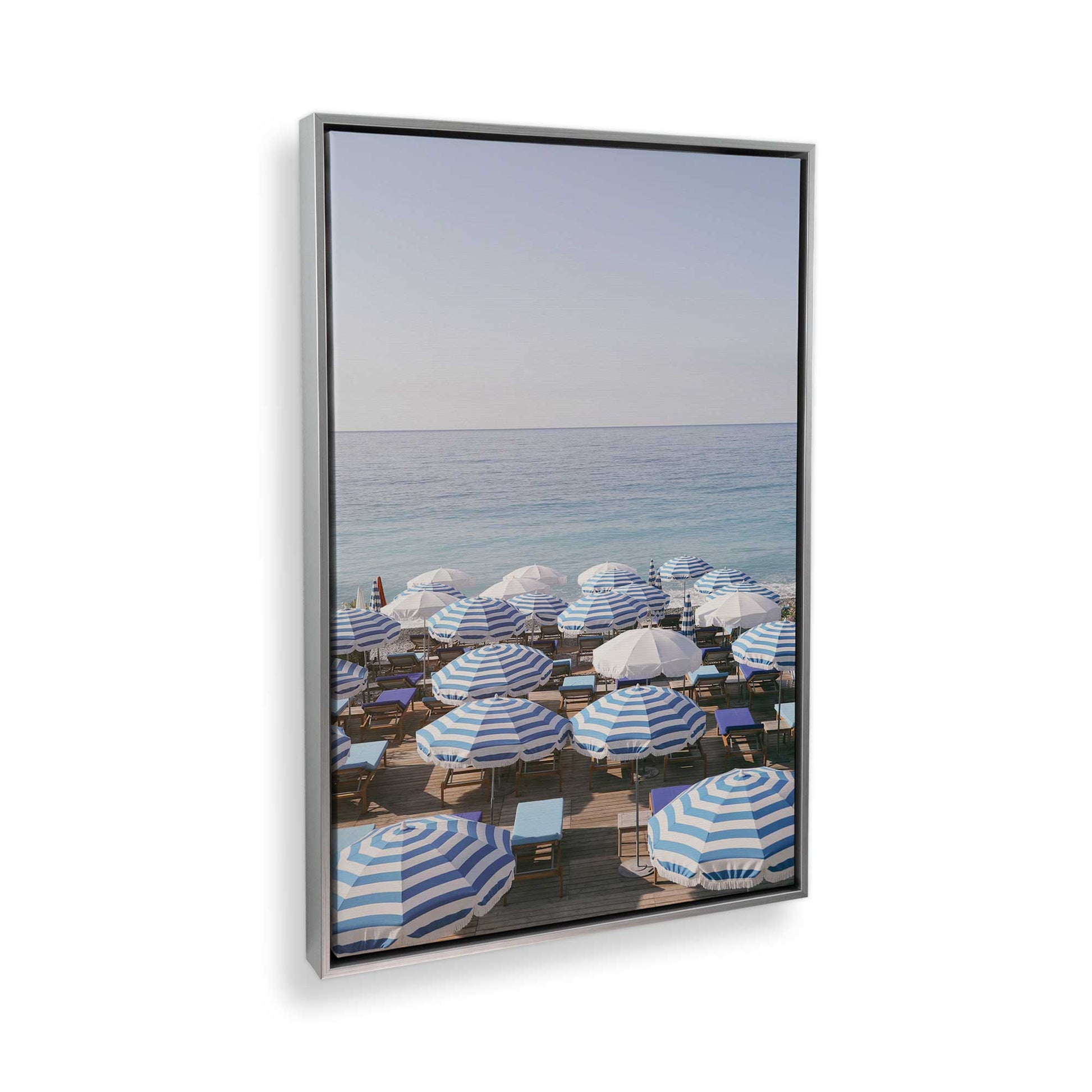 [Color:Polished Chrome], Picture of the corner of the art