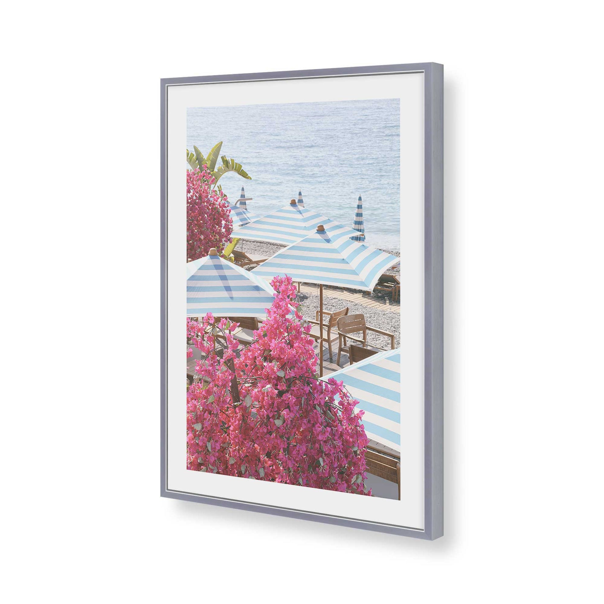 [Color:Polished Chrome], Picture of art in a Polished Chrome frame of the corner