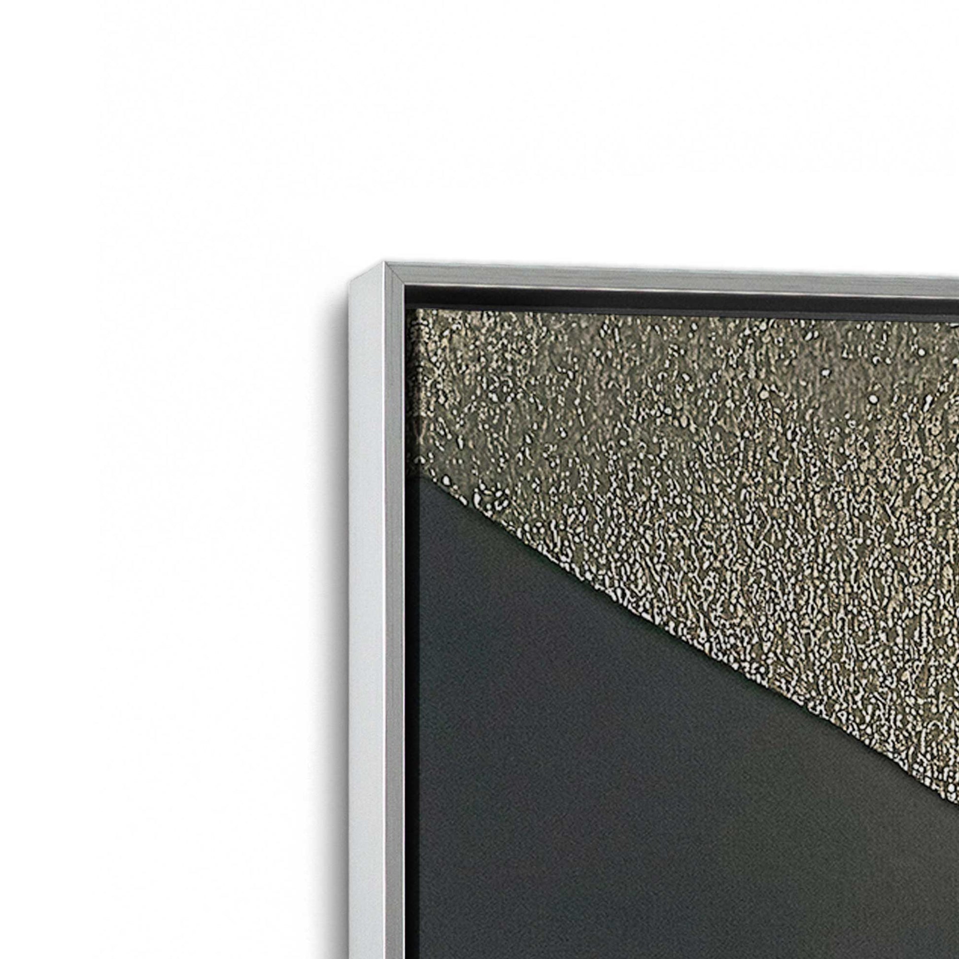 [Color:Polished Chrome], Picture of the corner of the art