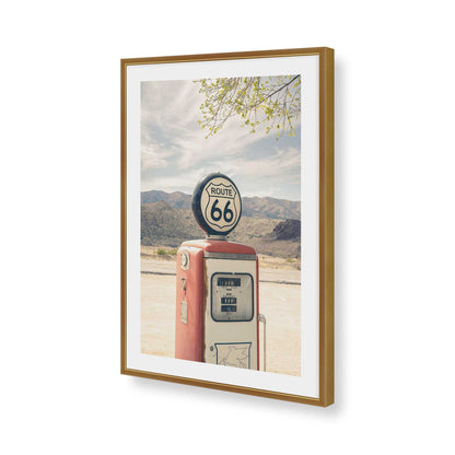 [Color:Polished Gold], Picture of art in a Polished Gold frame of the corner