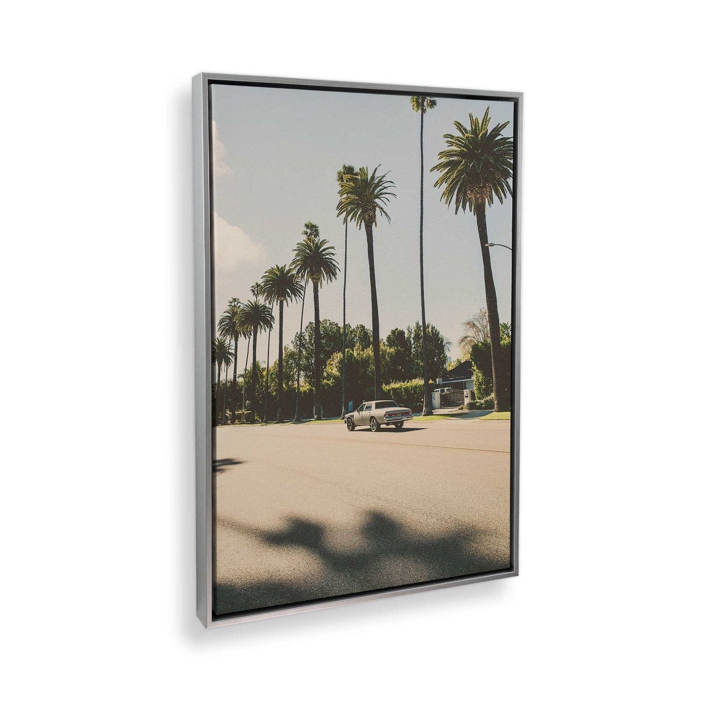 [Color:Polished Chrome], Picture of the corner of the art
