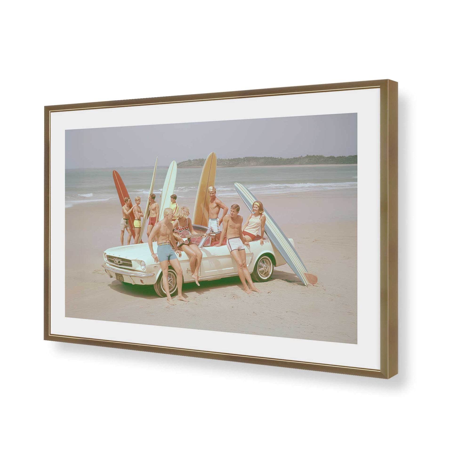 [Color:Brushed Gold], Picture of art in a Brushed Gold frame of the corner