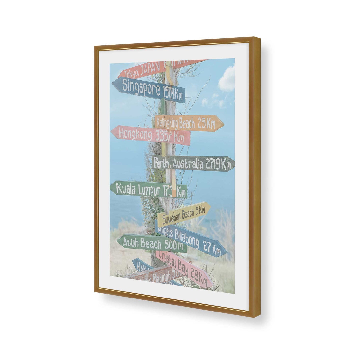[Color:Polished Gold], Picture of art in a Polished Gold frame of the corner