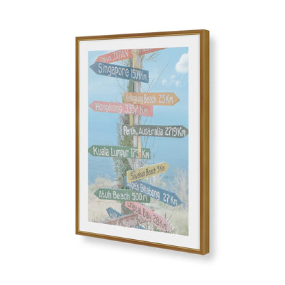 [Color:Polished Gold], Picture of art in a Polished Gold frame of the corner