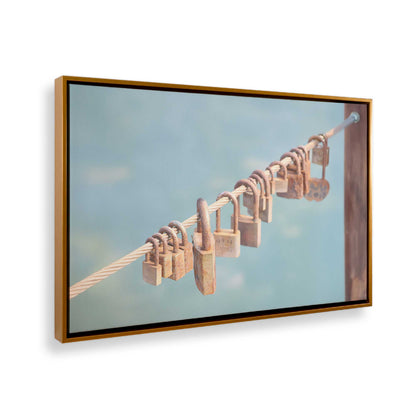 [Color:Polished Gold], Picture of the corner of the art