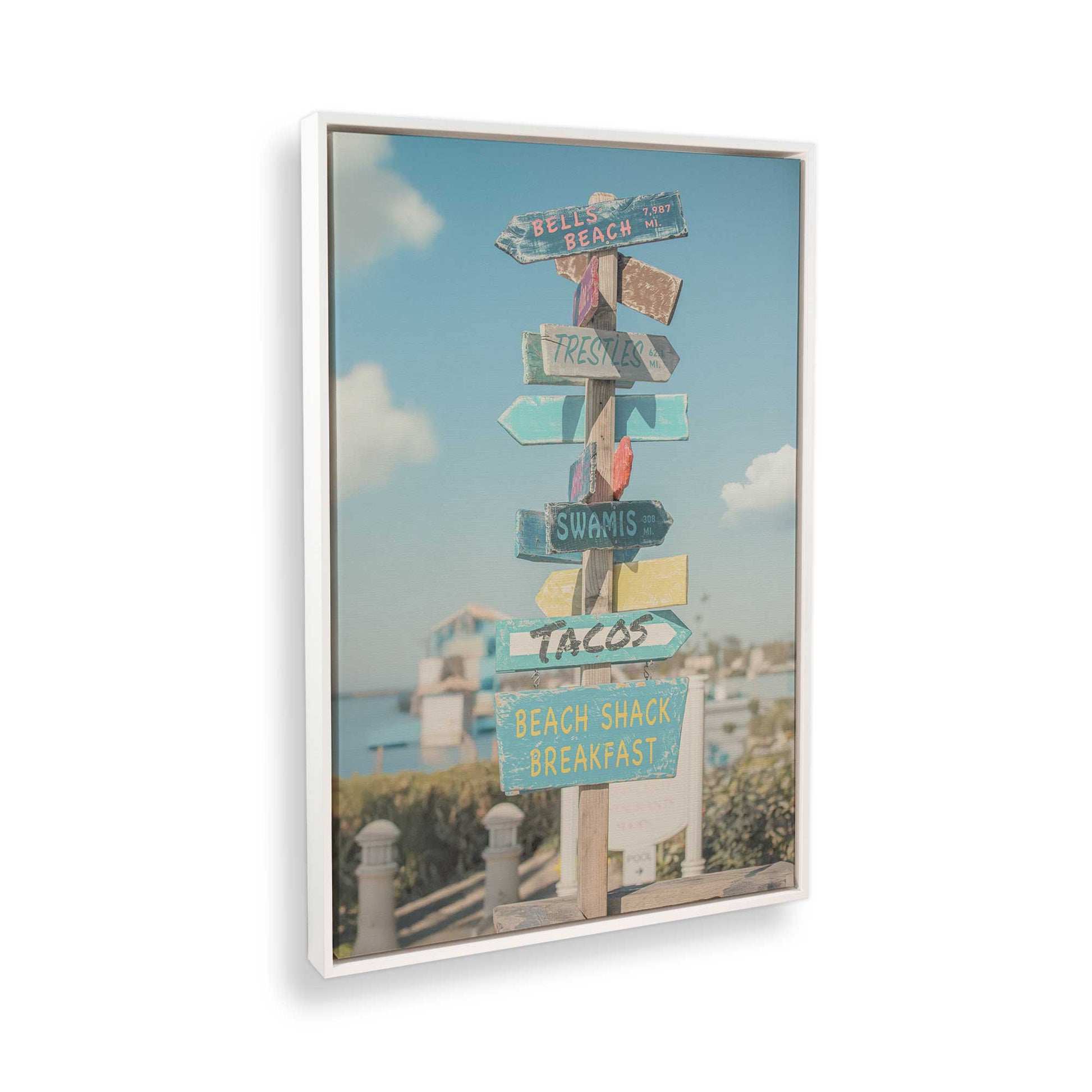 [Color:Opaque White], Picture of the corner of the art