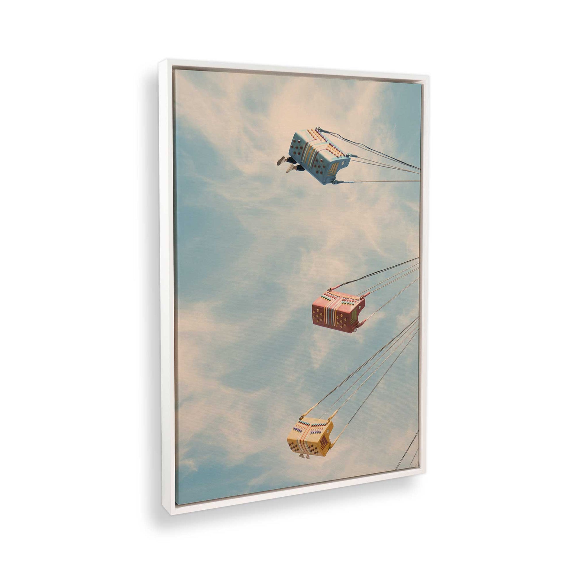 [Color:Opaque White], Picture of the corner of the art