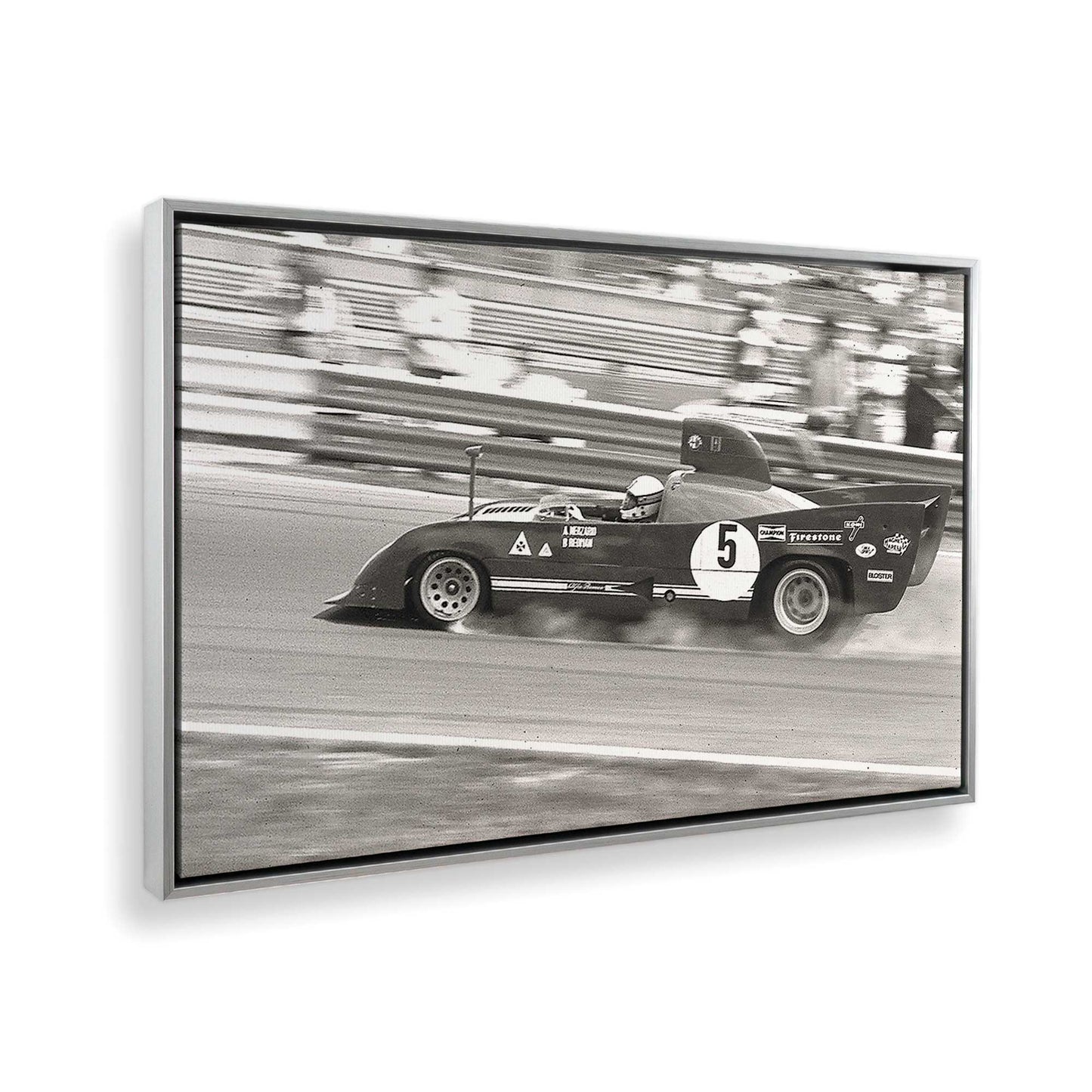 [Color:Polished Chrome], Picture of the corner of the art