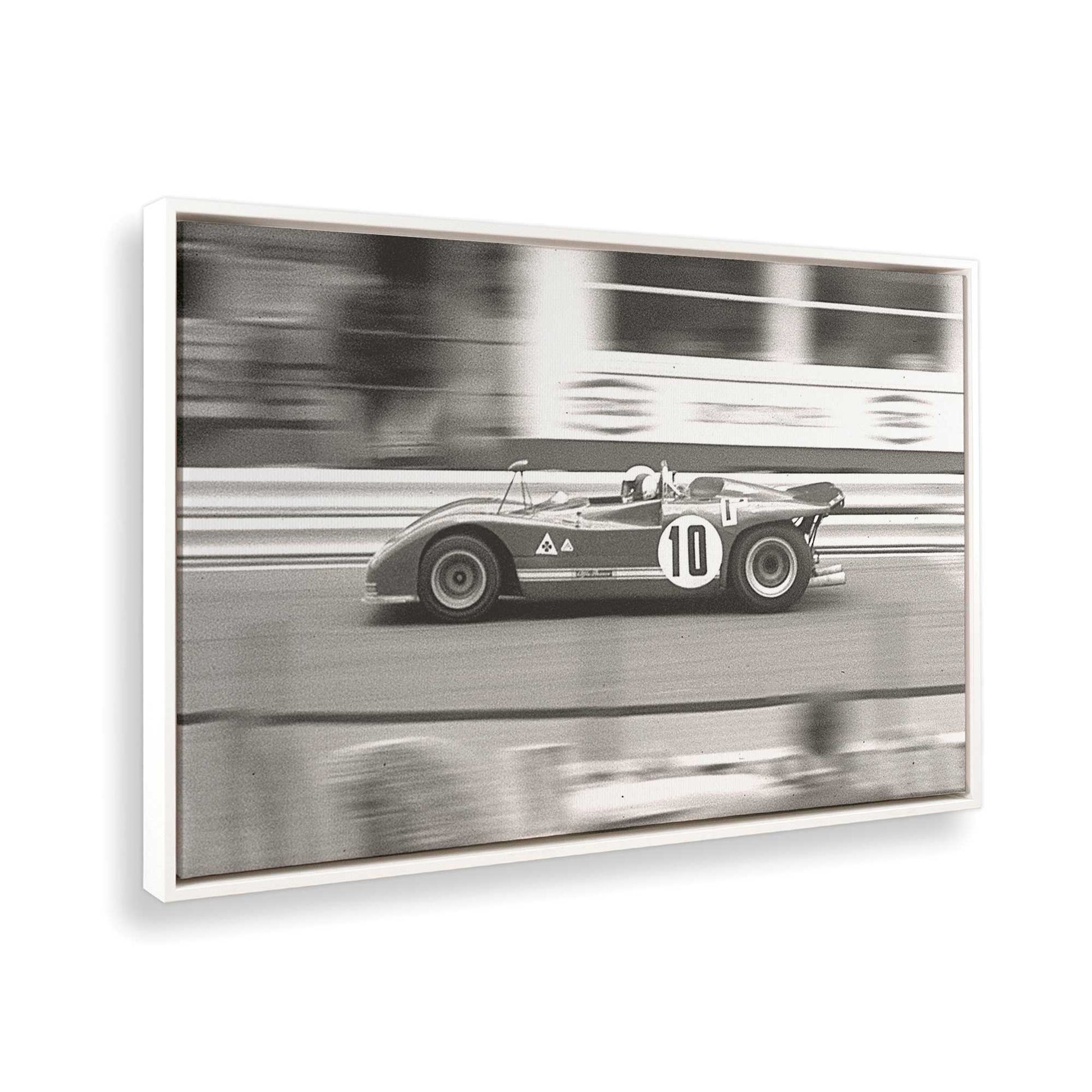[Color:Opaque White], Picture of the corner of the art