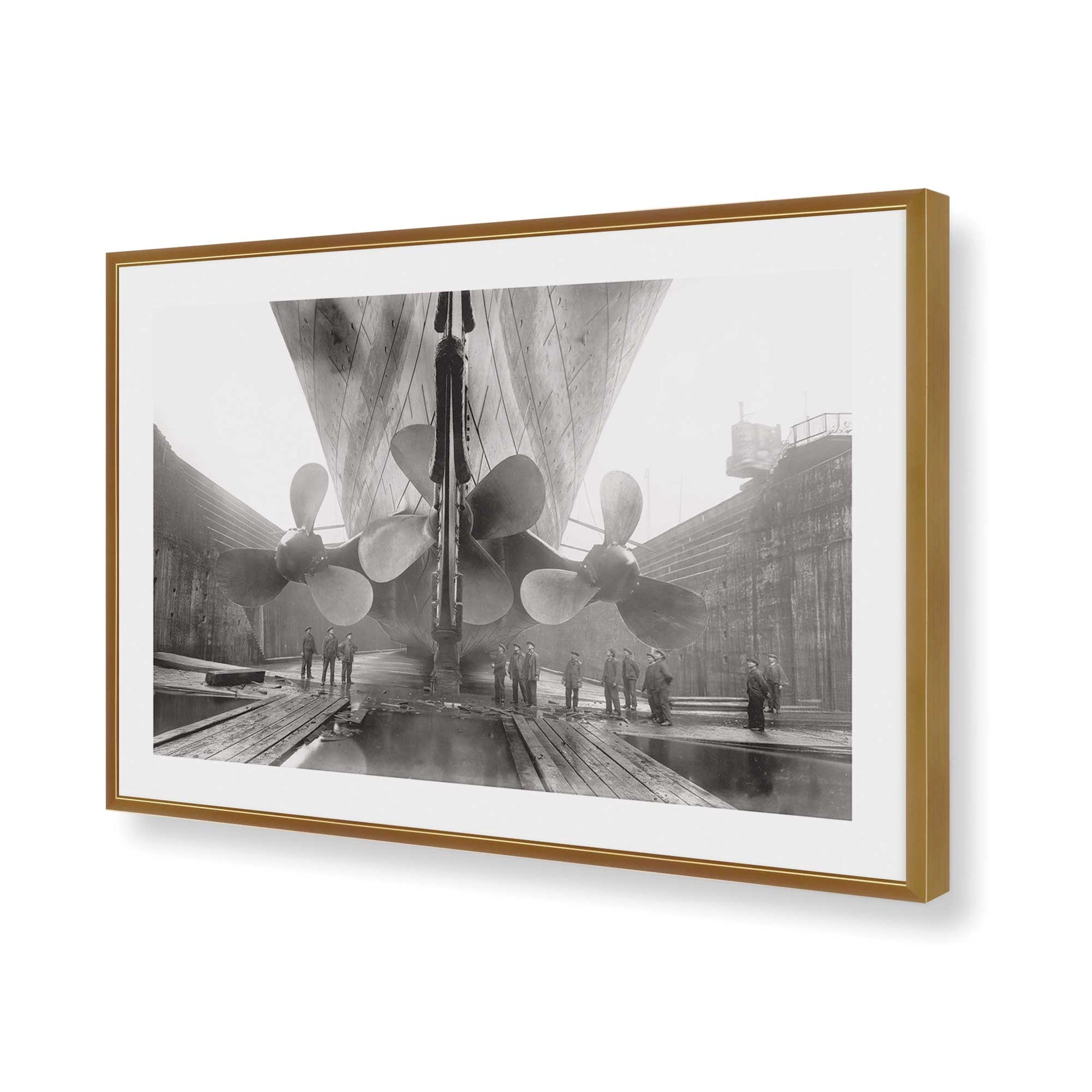 [Color:Polished Gold], Picture of art in a Polished Gold frame of the corner