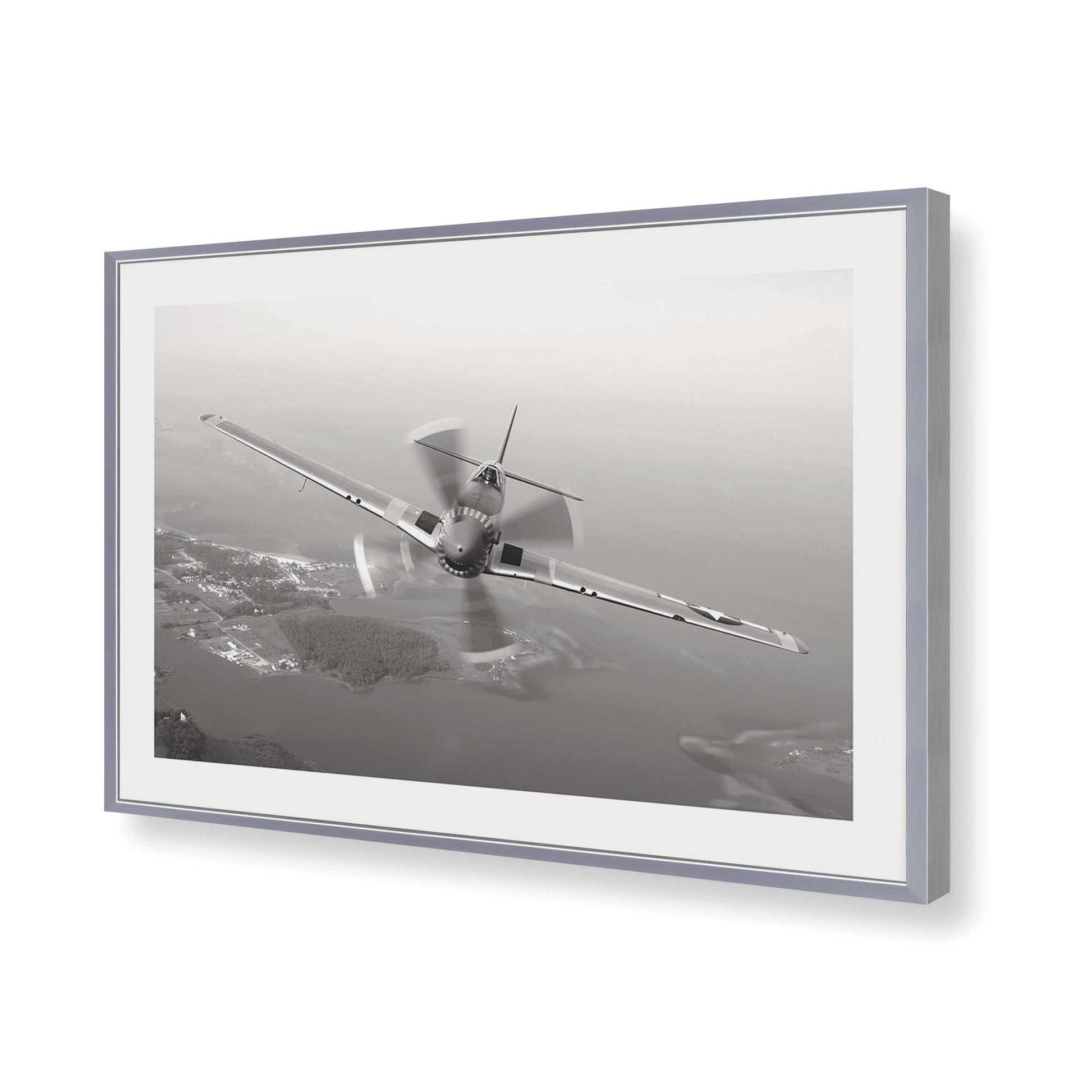 [Color:Polished Chrome], Picture of art in a Polished Chrome frame of the corner