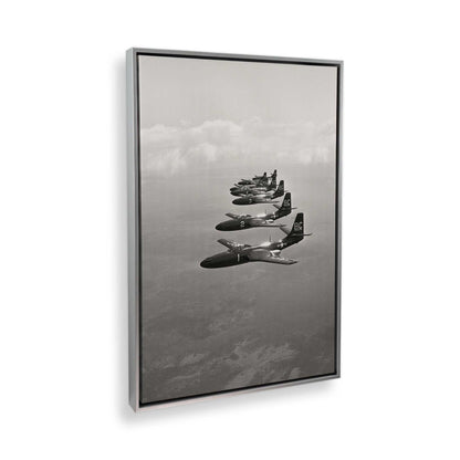 [Color:Polished Chrome], Picture of the corner of the art