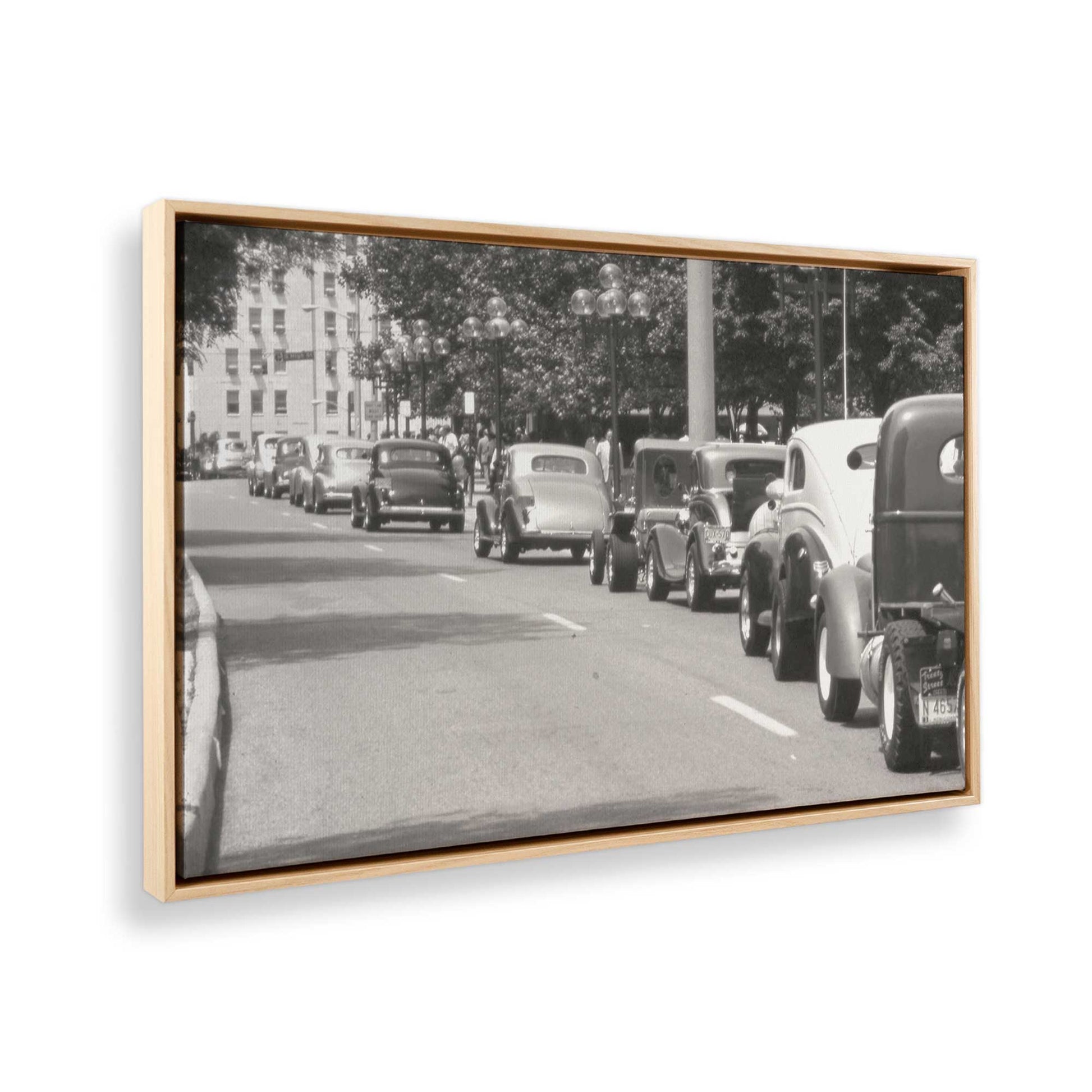 [Color:American Maple], Picture of the corner of the art