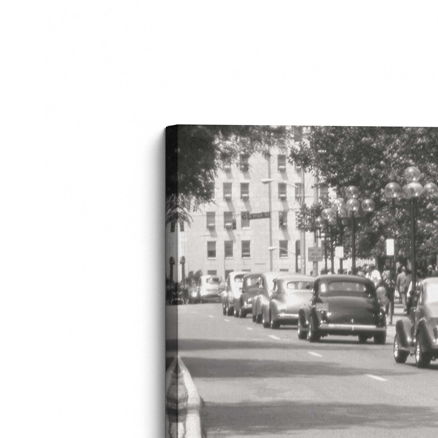 [Color:Stretched Canvas], Picture of the corner of the art