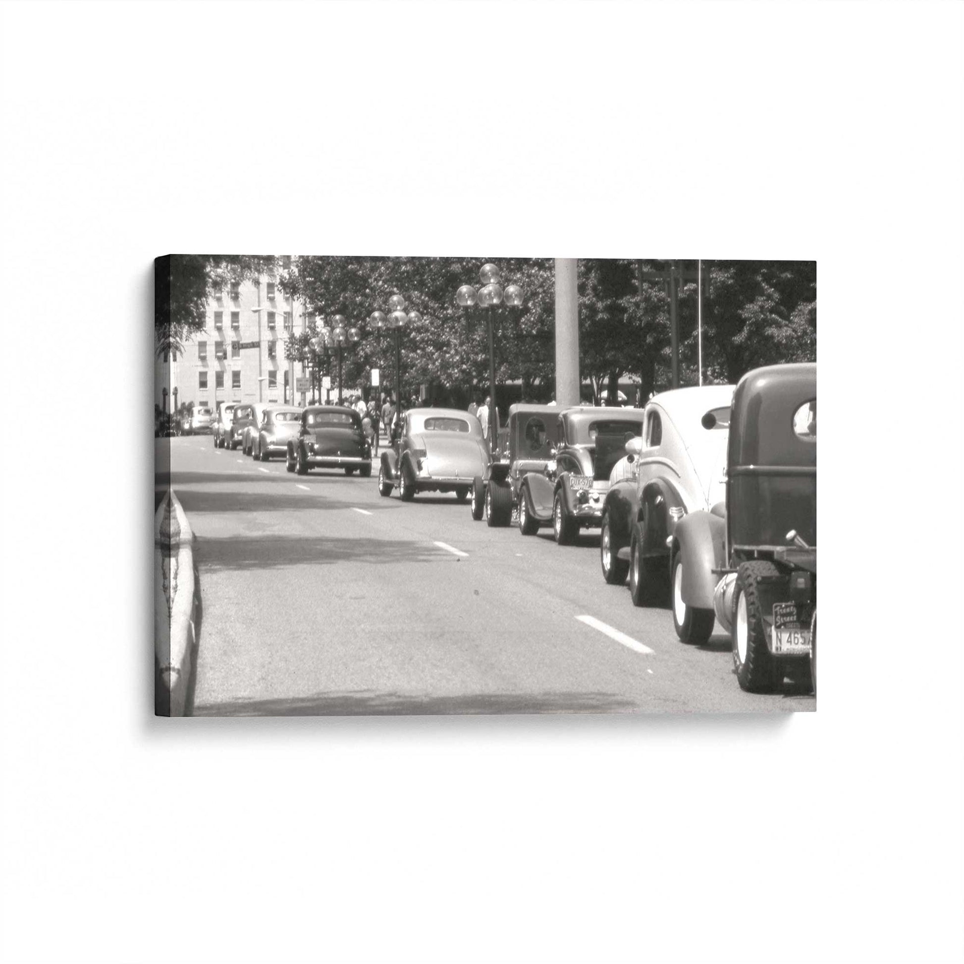 [Color:Stretched Canvas], Picture of art at an angle