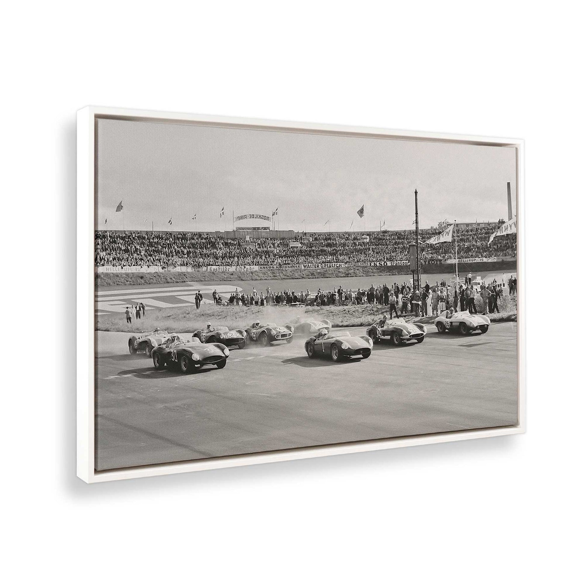 [Color:Opaque White], Picture of the corner of the art