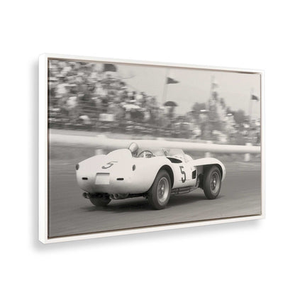 [Color:Opaque White], Picture of the corner of the art