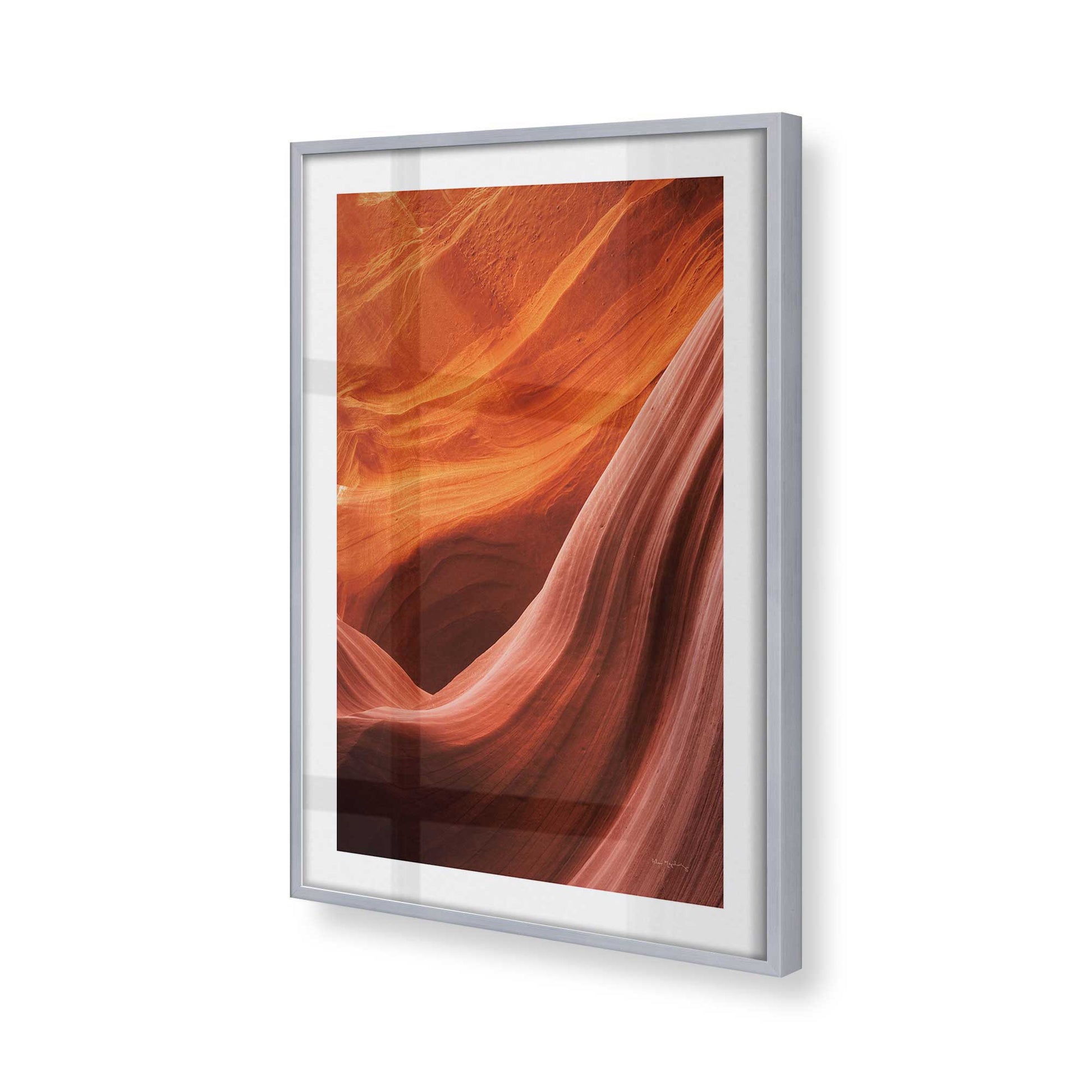 [Color:Polished Chrome], Picture of art in a Polished Chrome frame of the corner