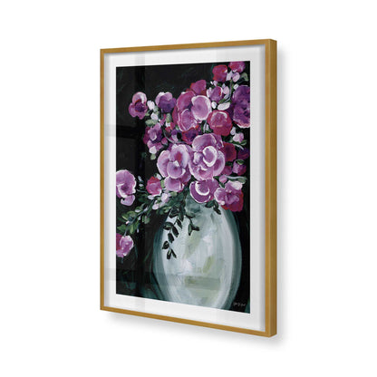 [Color:Polished Gold], Picture of art in a Polished Gold frame of the corner