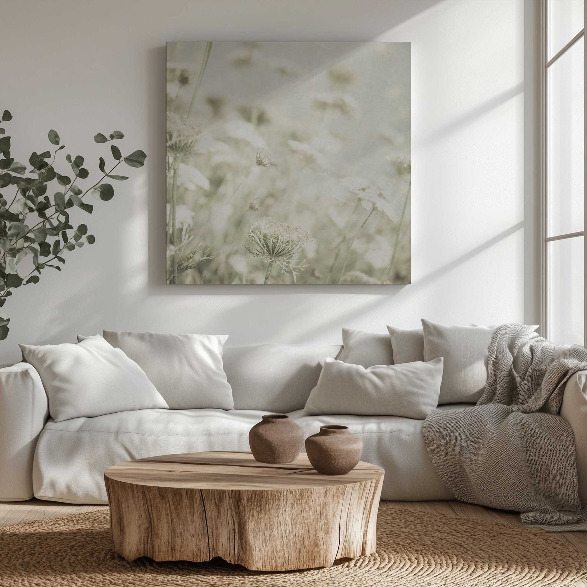 [LIFESTYLE], Picture of art in a room