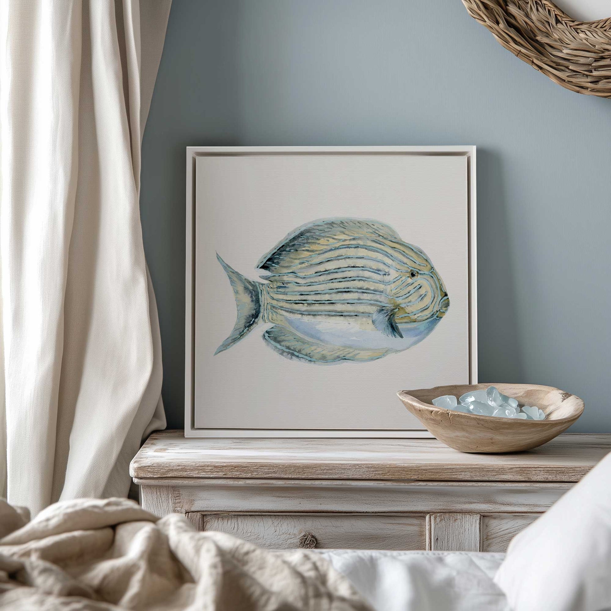 [LIFESTYLE], Picture of the art in a room